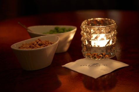 Parkhotel Pforzheim New Orleans Bar Nahaufnahme Snacks