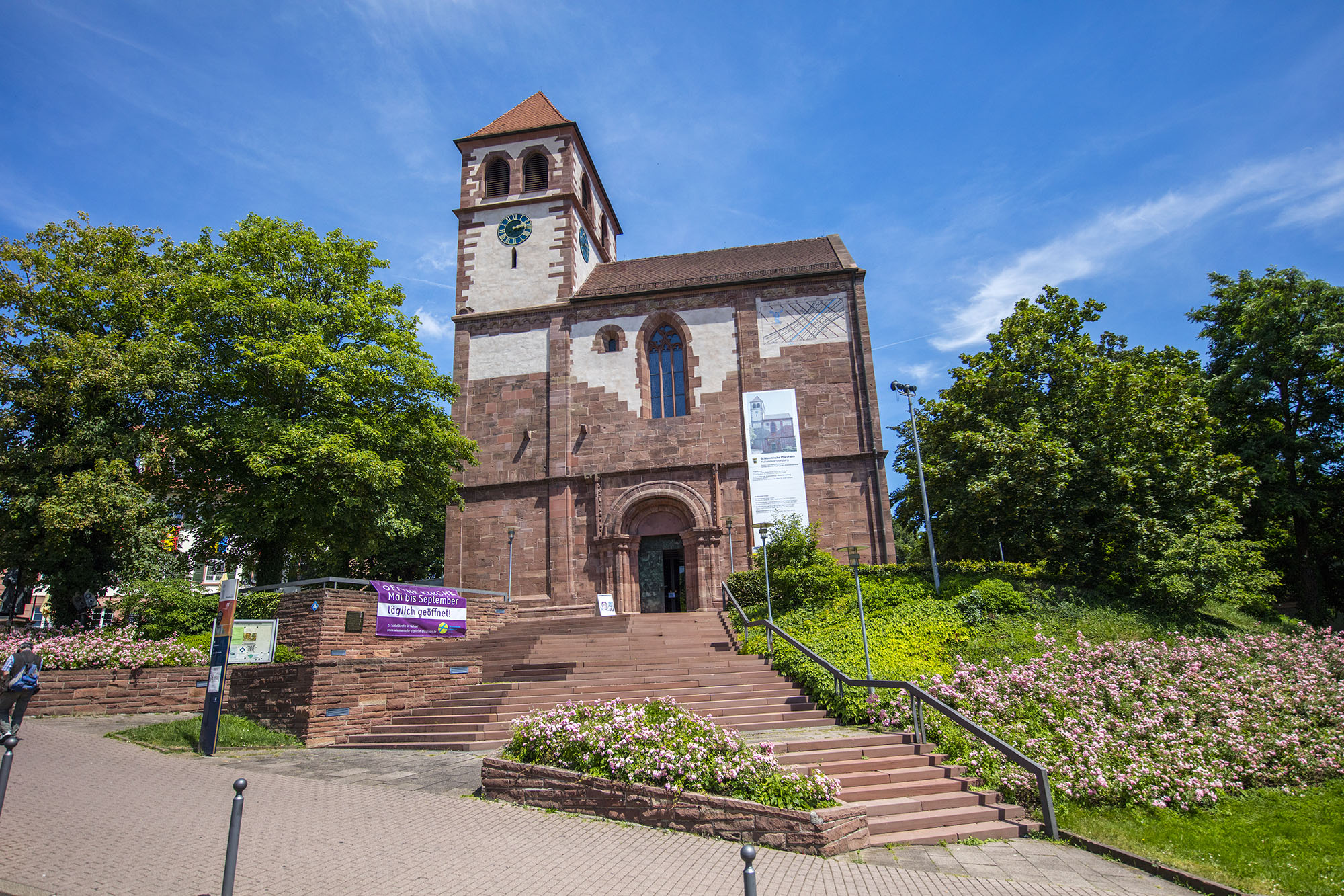 Castle And Collegiate Church St Michael