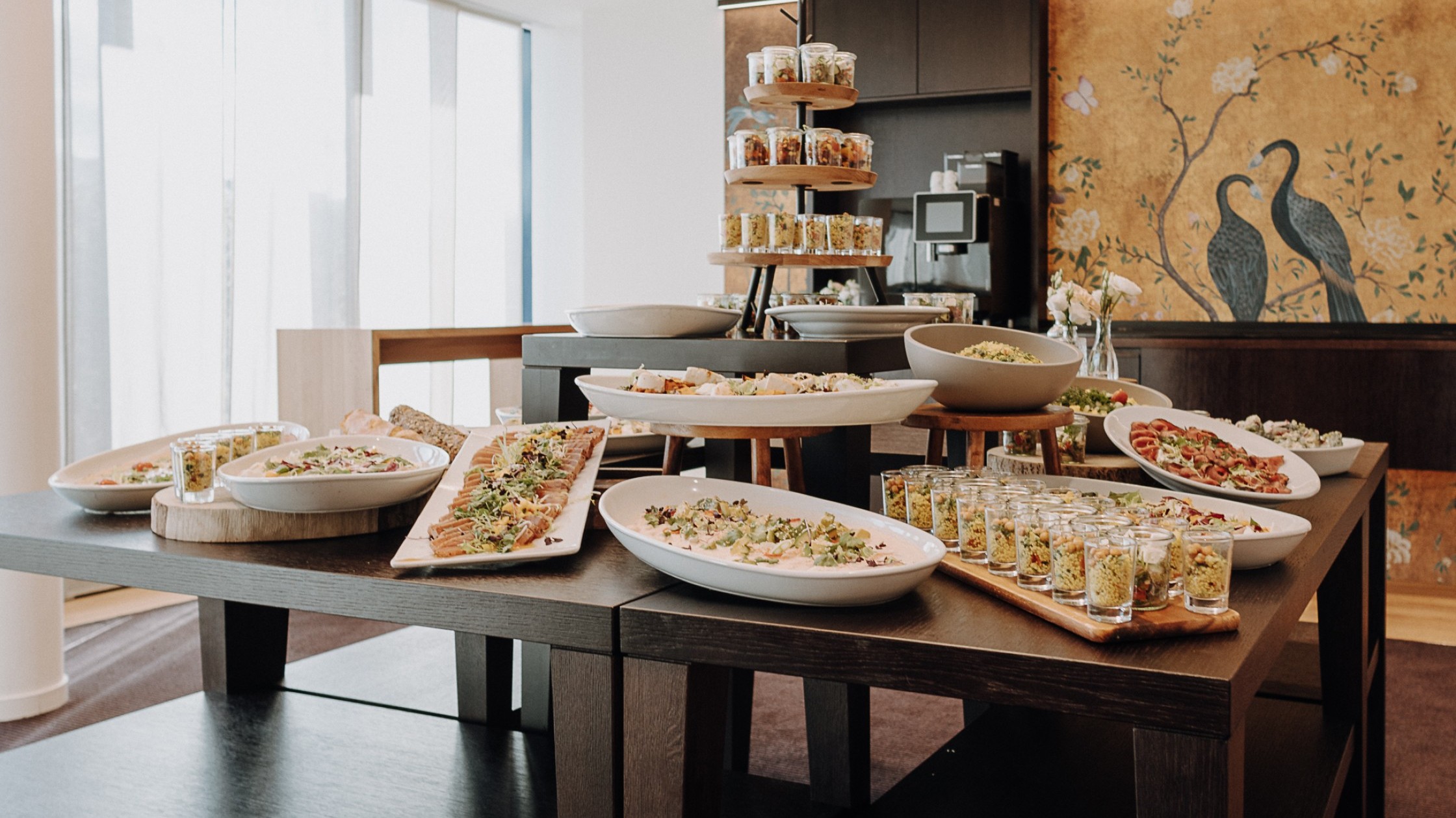 Vorspeisen Buffet im Vorraum aufgebaut